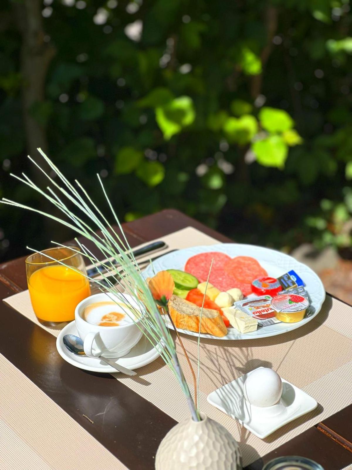 Hotel & Restaurant Krone Maerkt Weil am Rhein Eksteriør billede